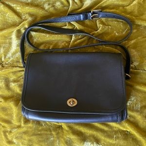 ✨SOLD✨VINTAGE COACH Black Leather 9812 Ridgefield Flap Turn Lock Shoulder Bag